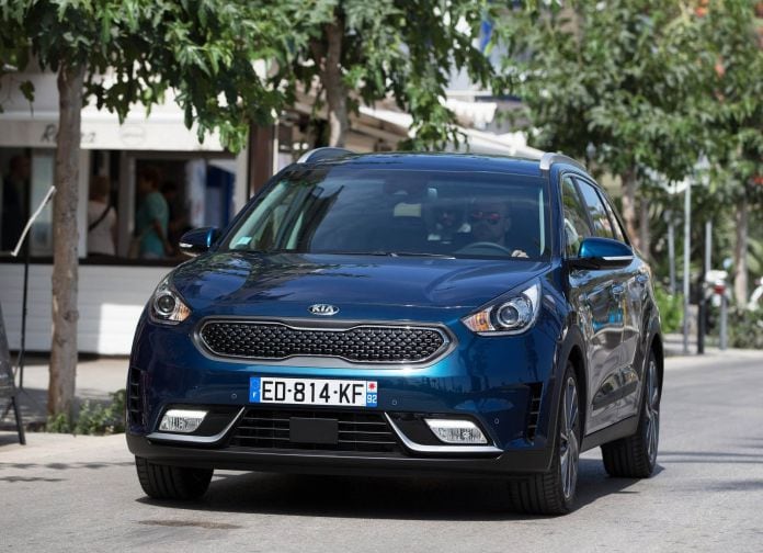 2017 Kia Niro EU-version - фотография 41 из 170