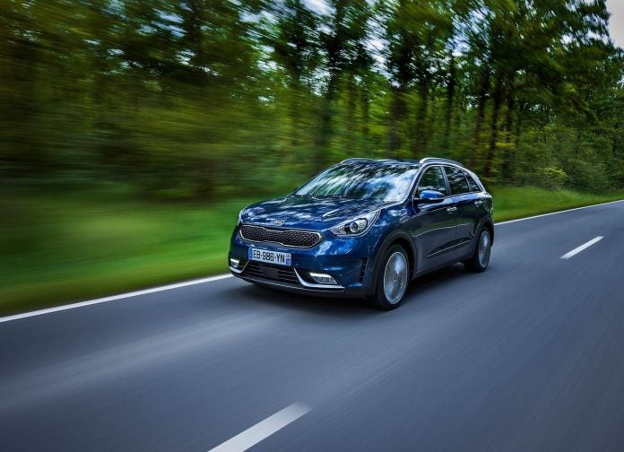 2017 Kia Niro EU-version - фотография 46 из 170