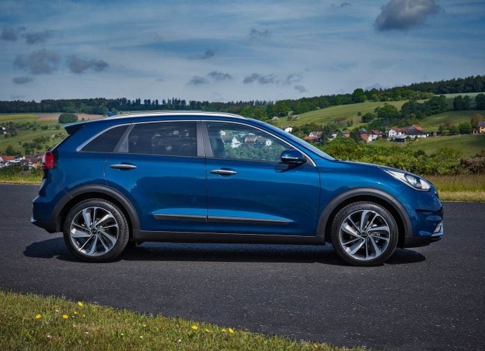 2017 Kia Niro EU-version - фотография 51 из 170