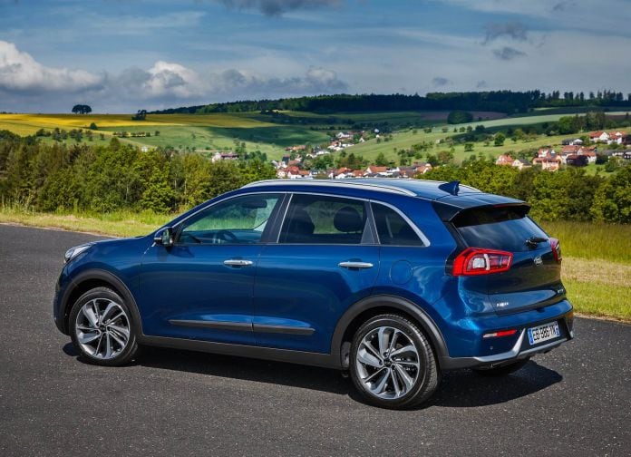 2017 Kia Niro EU-version - фотография 81 из 170