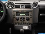 land_rover_2011-defender_x-tech_1600x1200_013.jpg