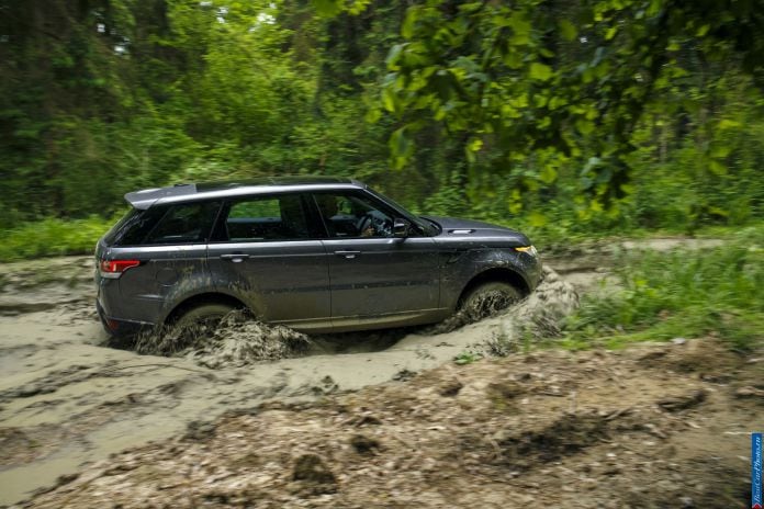2014 Land Rover Range Rover Sport - фотография 74 из 157