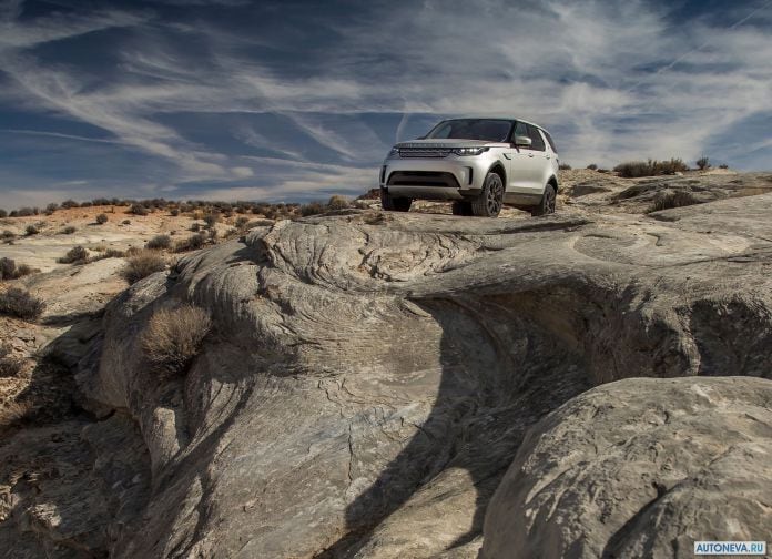 2017 Land Rover Discovery SD4 - фотография 24 из 164