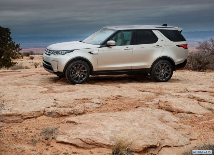 2017 Land Rover Discovery SD4 - фотография 42 из 164