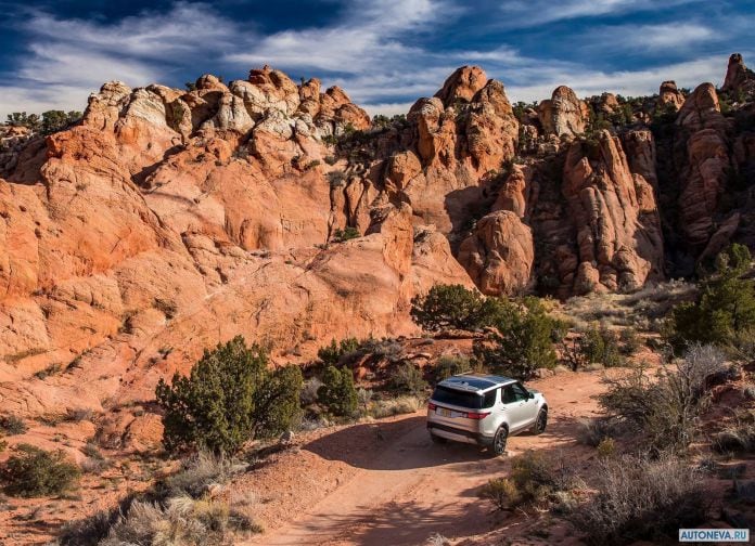 2017 Land Rover Discovery SD4 - фотография 103 из 164