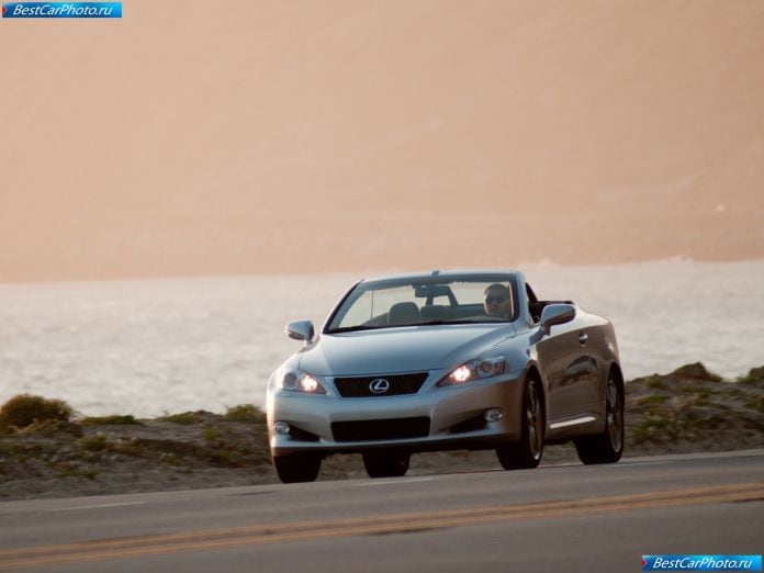 2010 Lexus Is Convertible - фотография 8 из 93