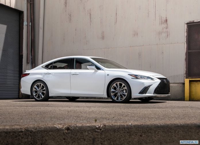 2019 Lexus ES - фотография 20 из 255