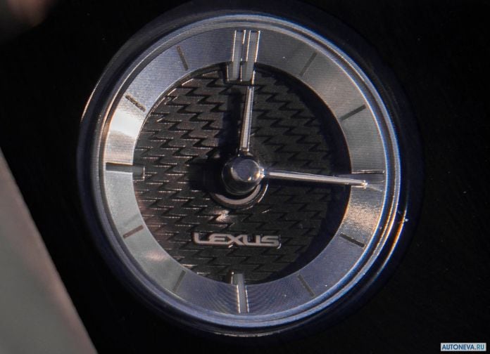 2019 Lexus ES - фотография 183 из 255