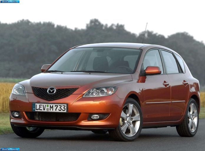 2004 Mazda 3 5-door - фотография 13 из 80