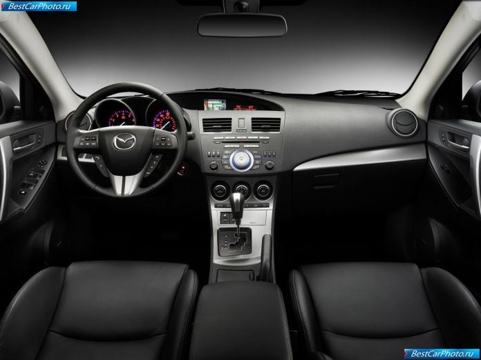 2010 Mazda 3 Sedan - фотография 65 из 101