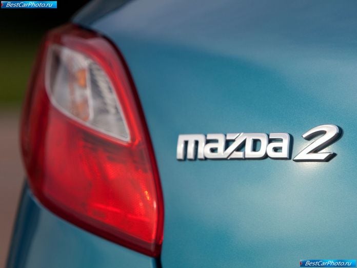 2011 Mazda 2 - фотография 119 из 142