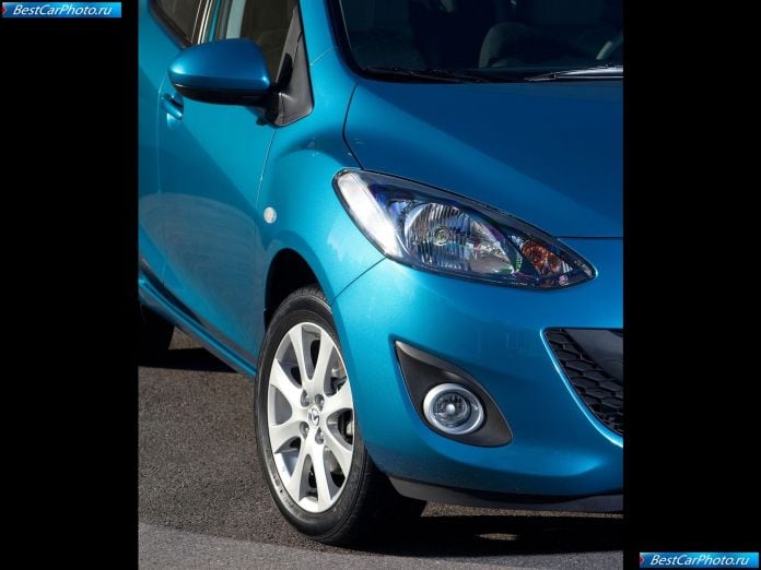 2011 Mazda 2 - фотография 130 из 142