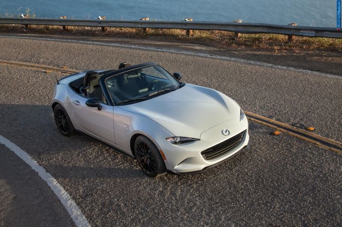 2016 Mazda MX-5 Miata Club - фотография 9 из 30