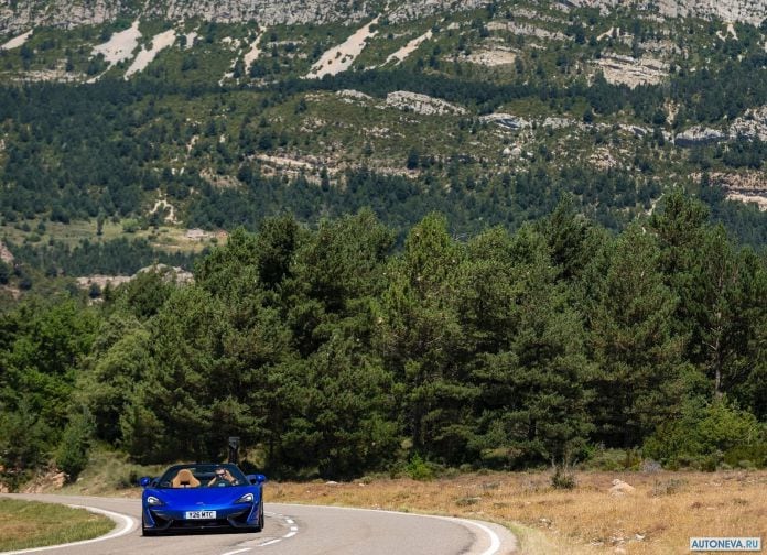 2018 McLaren 570S Spider - фотография 139 из 240