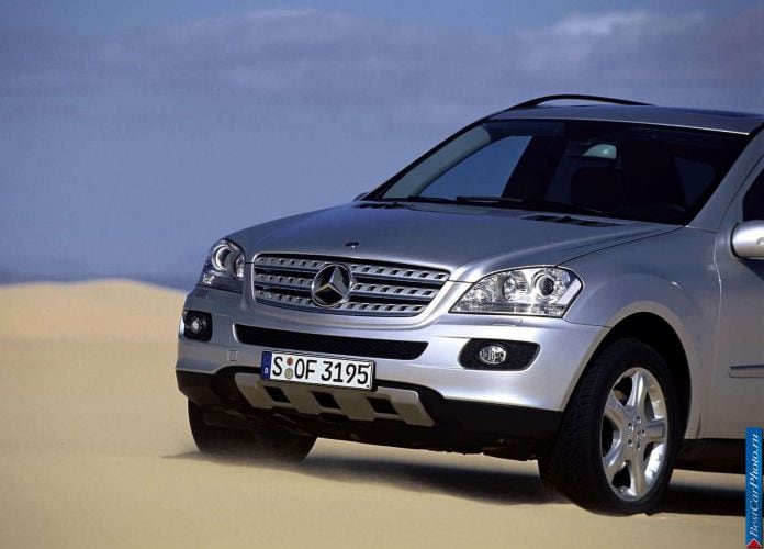 2006 Mercedes-Benz ML350 - фотография 56 из 63