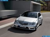 mercedes-benz_2012-e63_amg_1600x1200_003.jpg