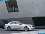 mercedes-benz_2012-e63_amg_1600x1200_004.jpg