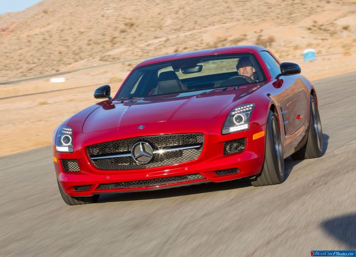 2013 Mercedes-Benz SLS AMG GT - фотография 46 из 163