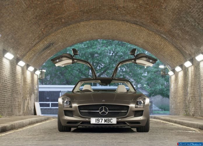 2013 Mercedes-Benz SLS AMG GT - фотография 81 из 163