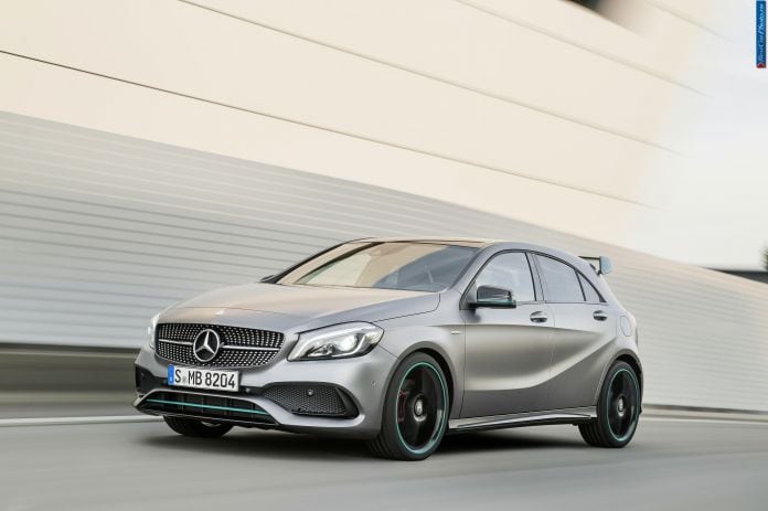 2016 Mercedes-Benz A-class - фотография 13 из 42