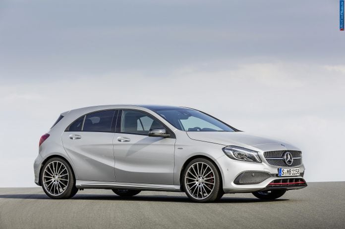 2016 Mercedes-Benz A-class - фотография 15 из 42