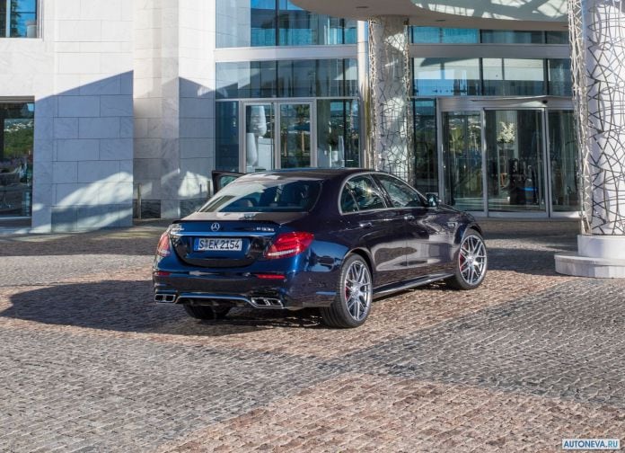 2017 Mercedes-Benz E63 AMG - фотография 106 из 230