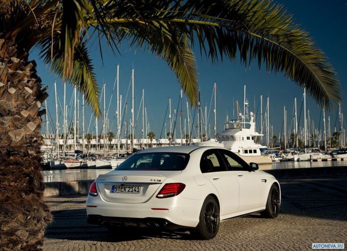 2017 Mercedes-Benz E63 AMG - фотография 112 из 230