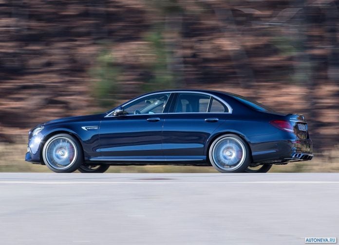 2017 Mercedes-Benz E63 AMG - фотография 141 из 230