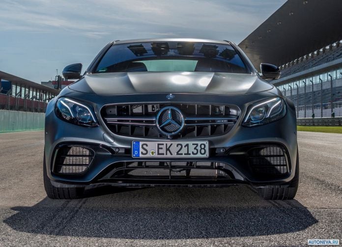 2017 Mercedes-Benz E63 AMG - фотография 146 из 230