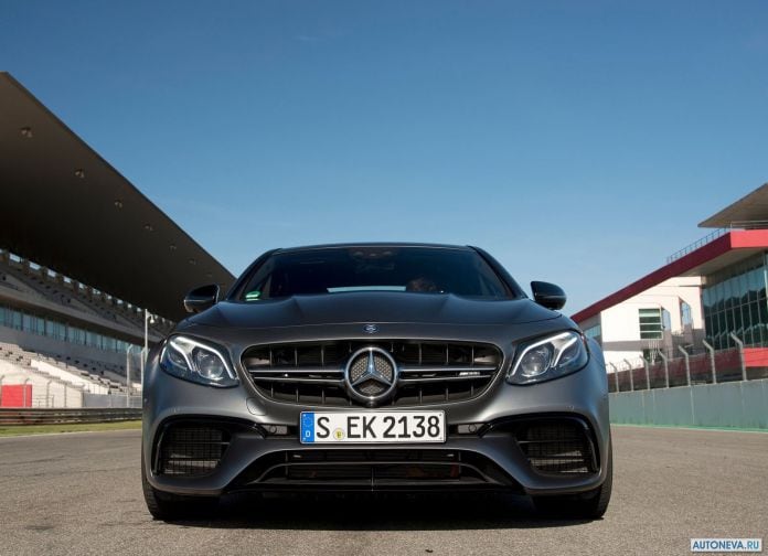 2017 Mercedes-Benz E63 AMG - фотография 148 из 230