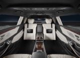 mercedes-benz_2018_s600_pullman_maybach_guard_006.jpg