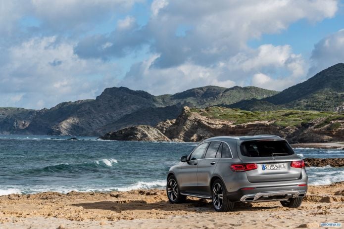 2020 Mercedes-Benz GLC-class 300 4MATIC - фотография 30 из 40