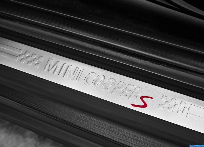 2015 MINI Cooper S - фотография 107 из 138