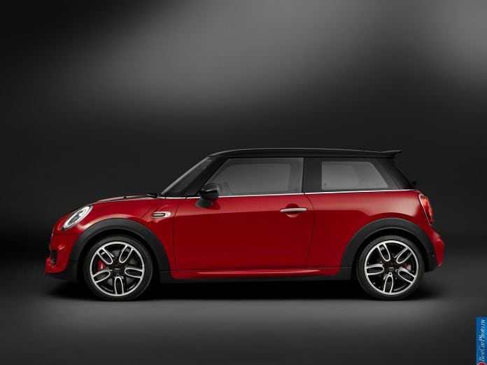 2015 Mini John Cooper Works - фотография 5 из 20