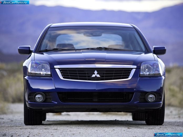 2009 Mitsubishi Galant - фотография 12 из 23