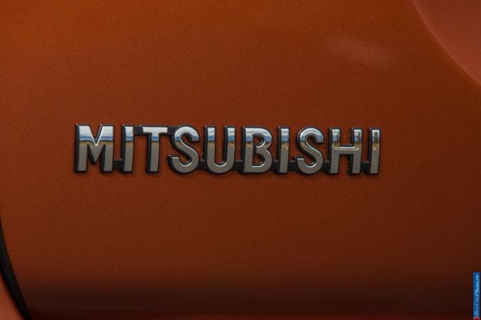 2014 Mitsubishi Outlander US-version - фотография 123 из 128