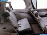 nissan_2004-pathfinder_armada_1600x1200_015.jpg