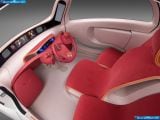 nissan_2005-pivo_concept_1600x1200_005.jpg