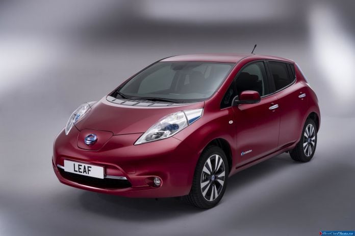 2013 Nissan Leaf EU-version - фотография 14 из 36