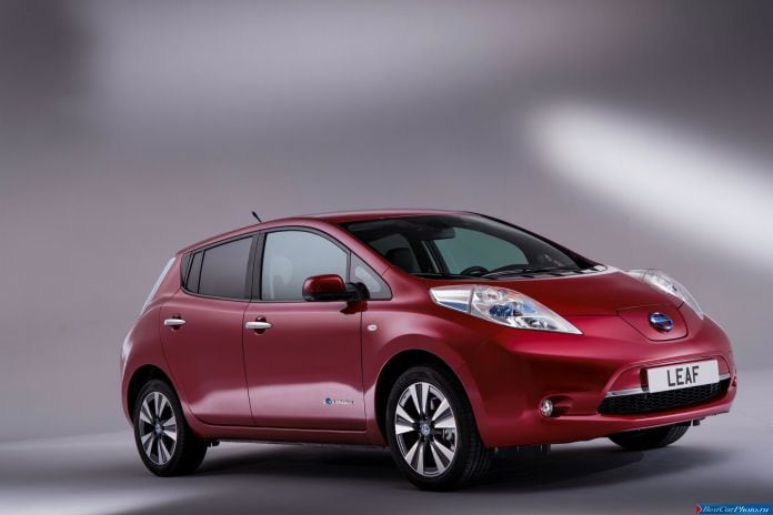 2013 Nissan Leaf EU-version - фотография 15 из 36