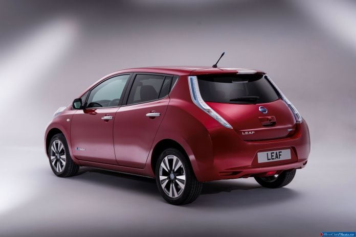 2013 Nissan Leaf EU-version - фотография 16 из 36