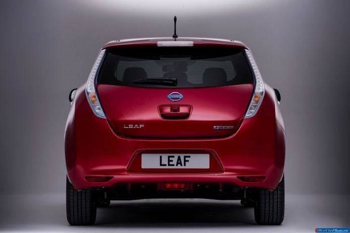 2013 Nissan Leaf EU-version - фотография 20 из 36