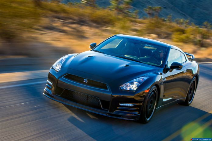 2013 Nissan GT-R Track Edition - фотография 11 из 53