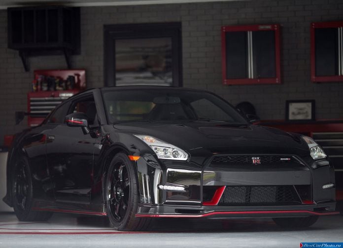 2015 Nissan GT-R Nismo - фотография 17 из 92