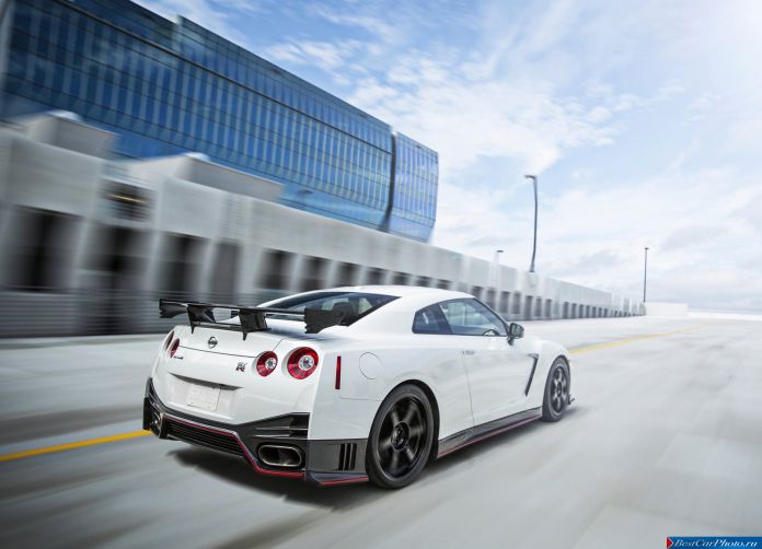 2015 Nissan GT-R Nismo - фотография 21 из 92