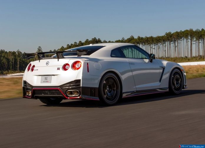 2015 Nissan GT-R Nismo - фотография 24 из 92