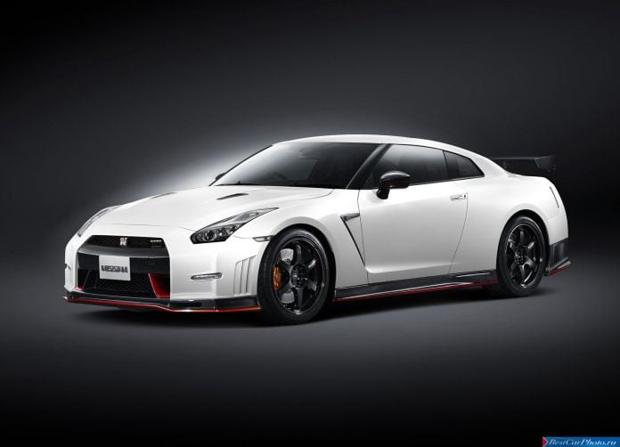 2015 Nissan GT-R Nismo - фотография 35 из 92