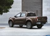 nissan_2015_navara_007.jpg