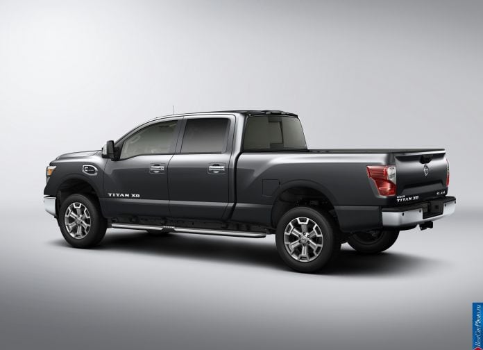 2016 Nissan Titan XD - фотография 19 из 47