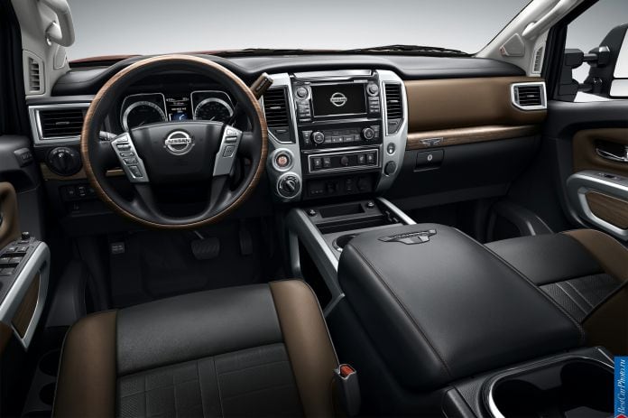 2016 Nissan Titan XD - фотография 30 из 47